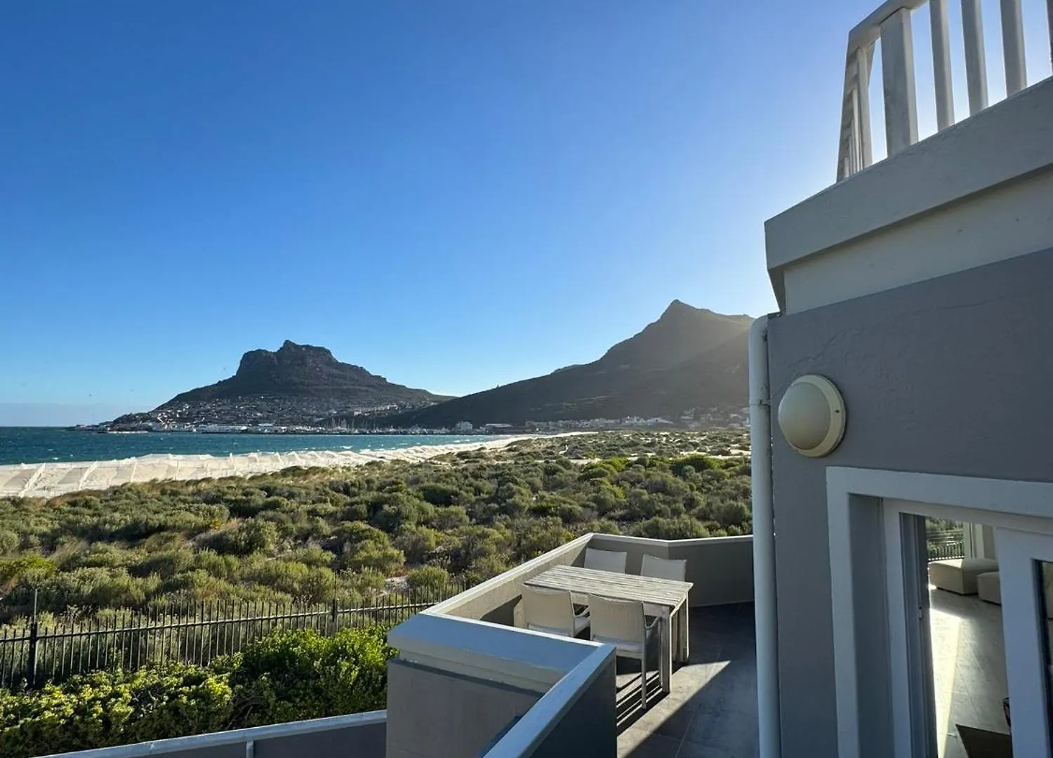 Pingu Beachhouse With Jacuzzi Hout Bay Cape Town Güney Afrika