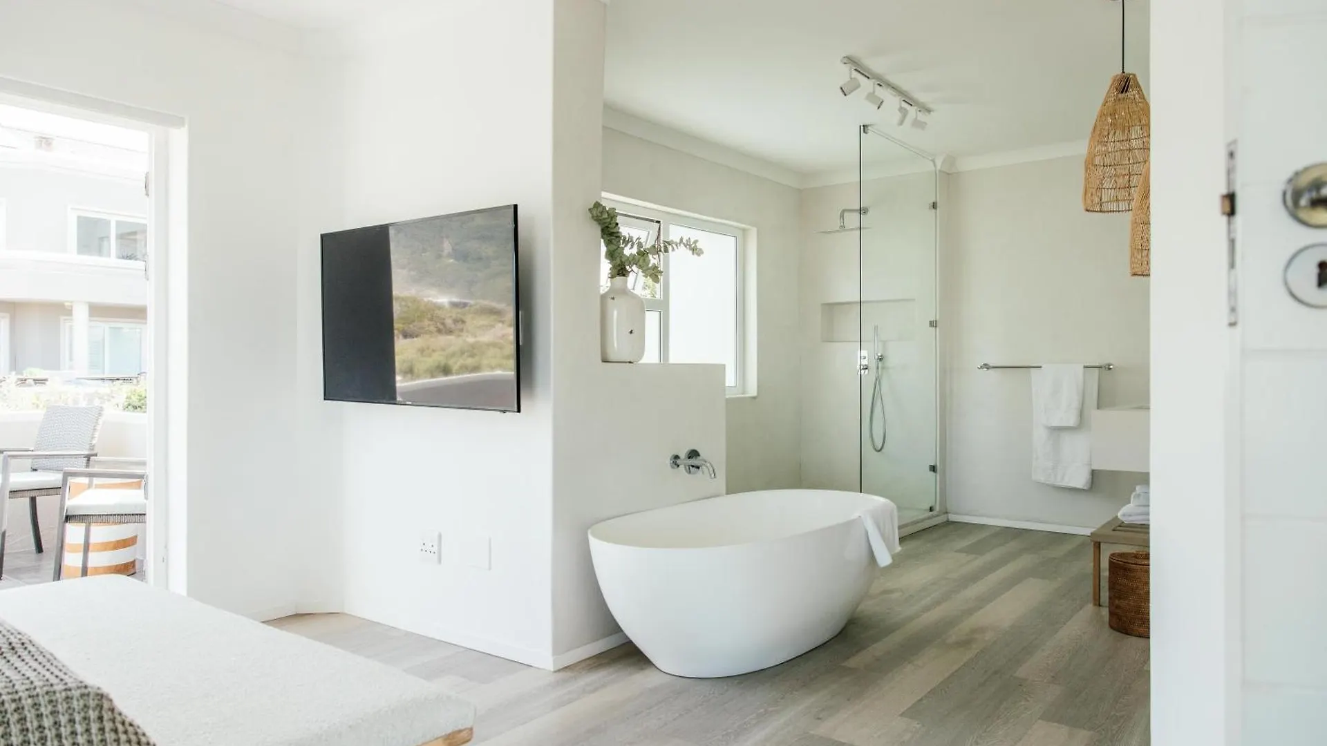 Pingu Beachhouse With Jacuzzi Hout Bay Cape Town Tatil Evi