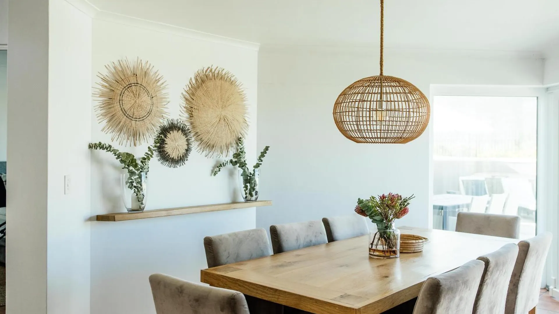 Pingu Beachhouse With Jacuzzi Hout Bay Cape Town